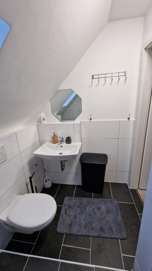 Apartments In Schoener Lage In Moenchengladbach Екстериор снимка
