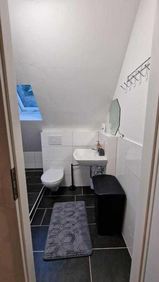 Apartments In Schoener Lage In Moenchengladbach Екстериор снимка