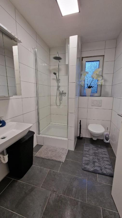 Apartments In Schoener Lage In Moenchengladbach Екстериор снимка