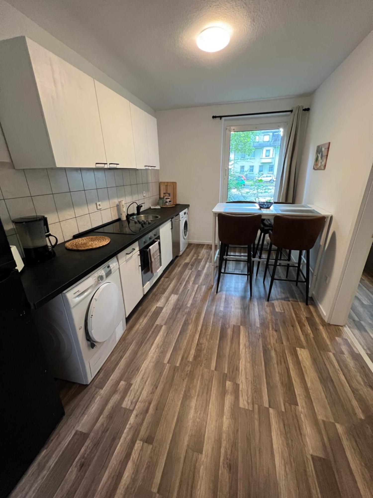 Apartments In Schoener Lage In Moenchengladbach Екстериор снимка